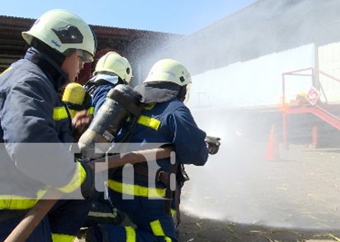 Foto: Bomberos de Nicaragua refuerzan preparación /TN8