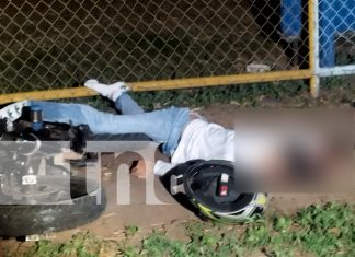 Foto: Accidente mortal en Managua Policía Nacional realiza investigaciones para esclarecer el hecho que dejó a un joven sin vida./TN8