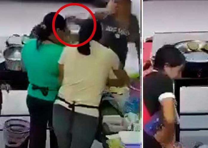 Foto: Brutalidad en México: mujer arrojó aceite hirviendo a vendedora / Cortesía