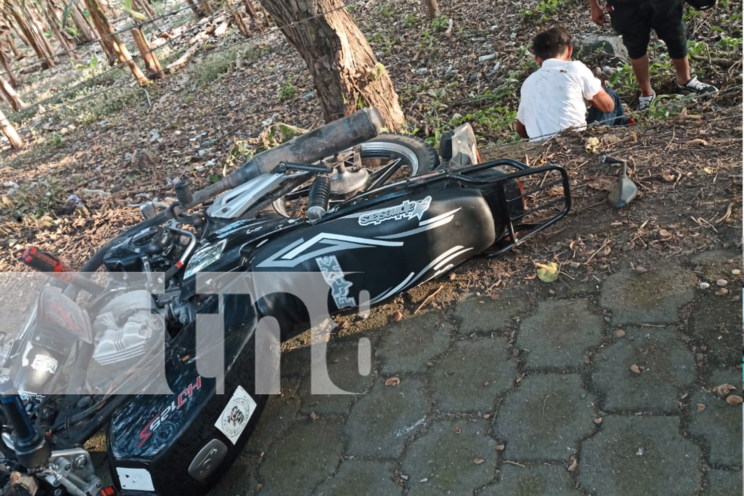 Foto:En menos de 24 horas, un nuevo accidente de tránsito sacude la Isla de Ometepe. Un motociclista resultó con graves lesiones en el brazo. /TN8