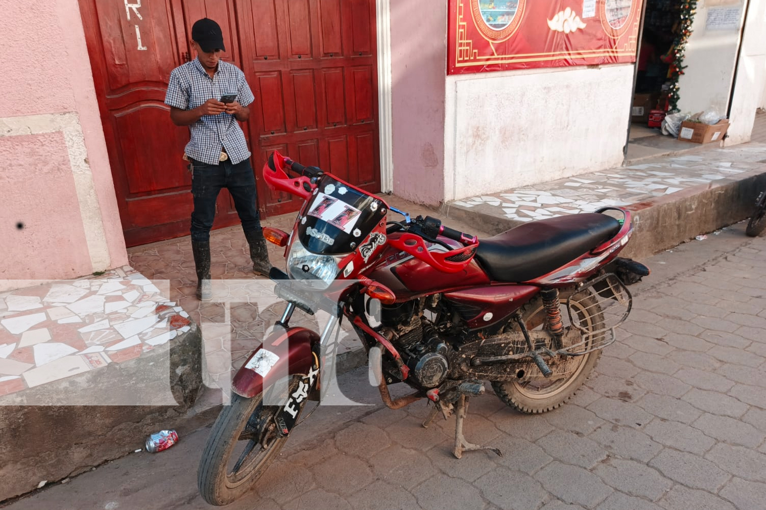 Foto:En menos de 24 horas, la Policía Nacional recuperó una motocicleta robada en San Juan del Río Coco. ¡Gran trabajo de los agentes! /TN8