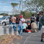 Foto: Imprudencia vial deja ensangrentados a motociclistas en la rotonda El Periodista / TN8