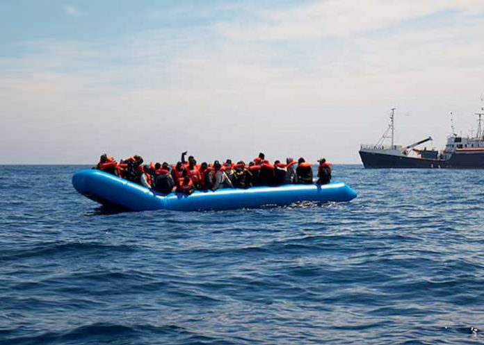 Foto: Naufragio deja a 20 migrantes sin localizar en Lampedusa, Italia / Cortesía