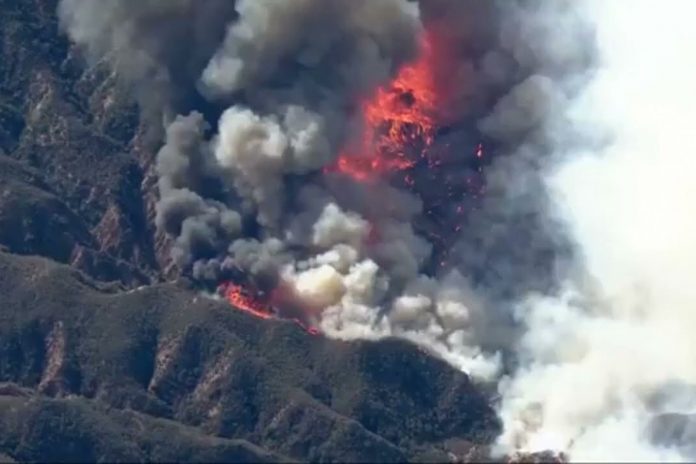 Foto: Nuevo incendio en Los Ángeles /Cortesía