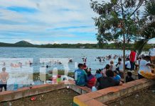 Foto: Familias de la capital inician el año 2025 en la laguna de Xiloá/TN8