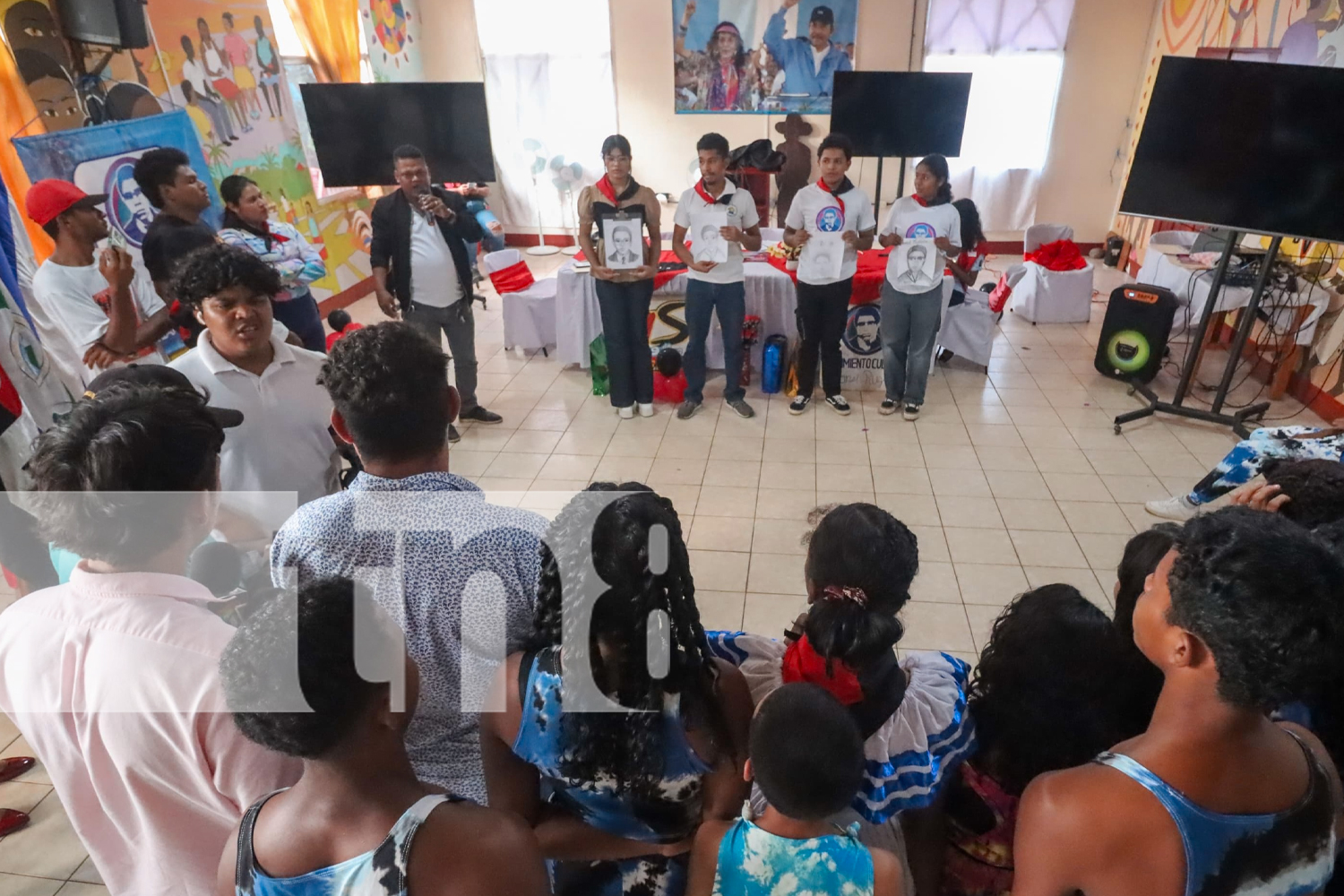 Foto:Juventud Sandinista homenajeó en Bilwi el 55 aniversario del tránsito a la inmortalidad de Leonel Rugama, destacando su legado de lucha./TN8