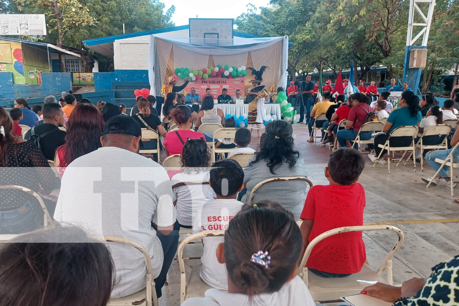 Foto: Madres y padres recibieron el Bono Presidencial Escolar en Managua/TN8