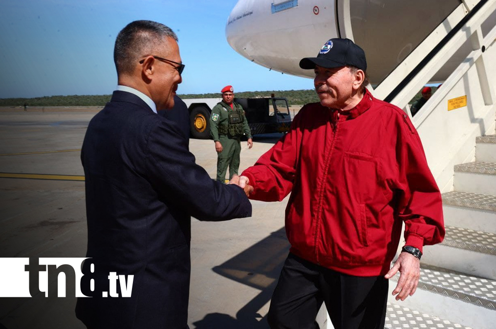 Foto: Presidente de Nicaragua, Daniel Ortega, presente en la histórica juramentación de Nicolás Maduro /Cortesía