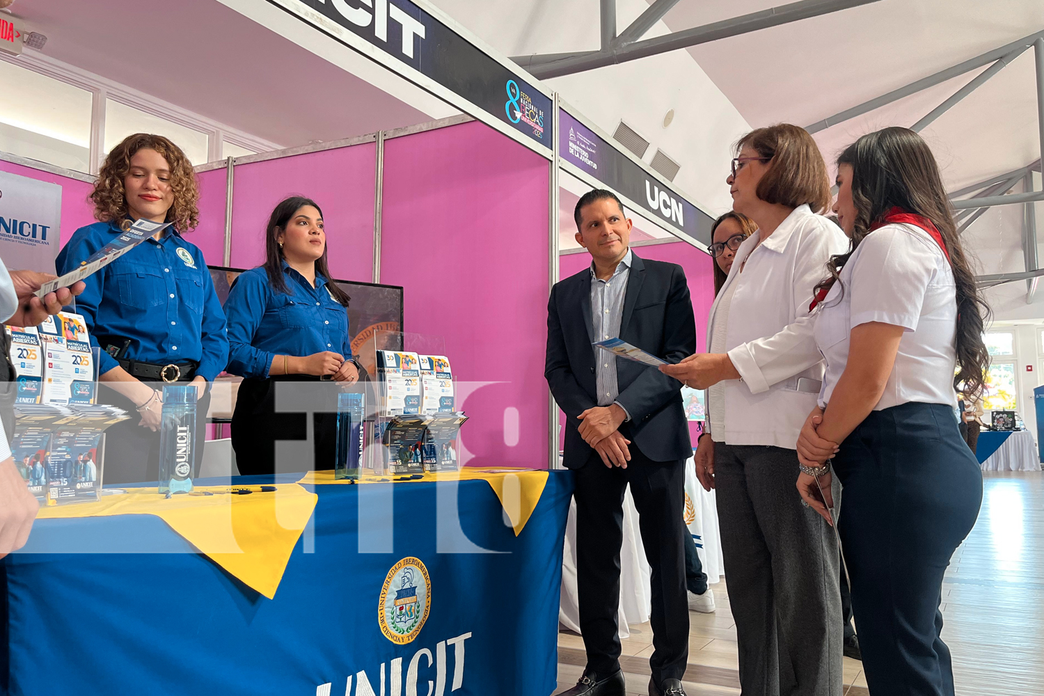 Foto: Se abren las oportunidades con la VIII Feria Nacional de Becas Universitarias / TN8