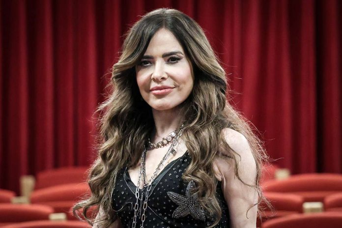 Foto: Gloria Trevi abandona entrevista /Cortesía