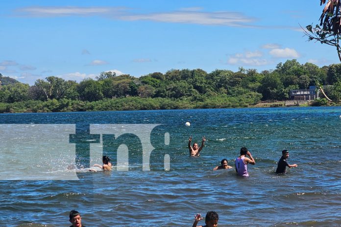 Foto: Familias de Managua escapan del bullicio /TN8