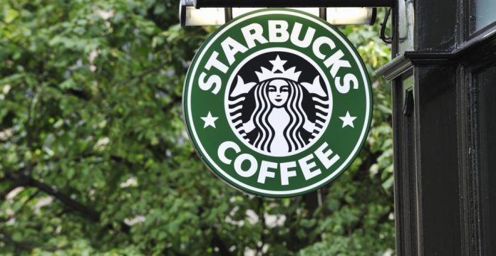 Foto: Starbucks: Ahora será obligatorio realizar una compra para usar baños