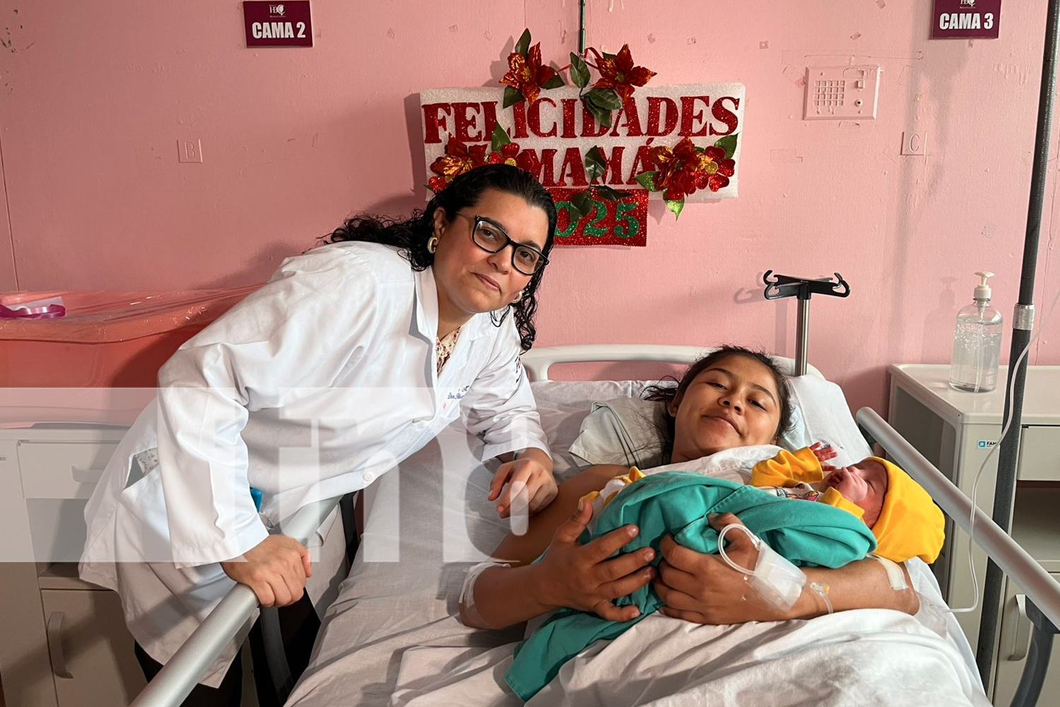 Foto: La única princesa del Hospital Bertha Calderón este 1 de enero/ TN8