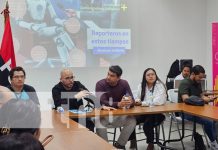 Foto: Abraham Istillarte en encuentro con periodistas en 2025 / TN8