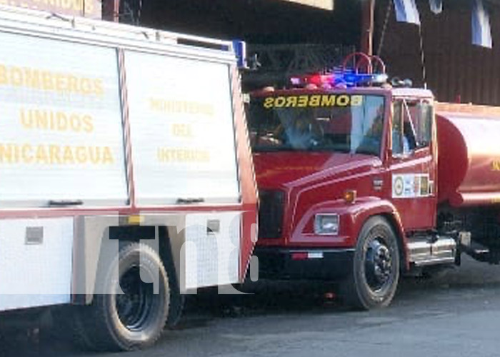 Foto: Camiones para estación de bomberos en Tipitapa / TN8