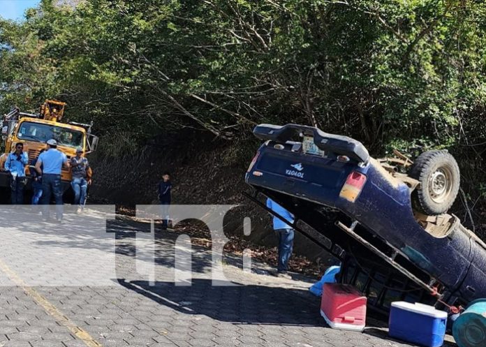 Foto: Accidente de tránsito en carretera entre Camoapa y Comalapa, Chontales / TN8