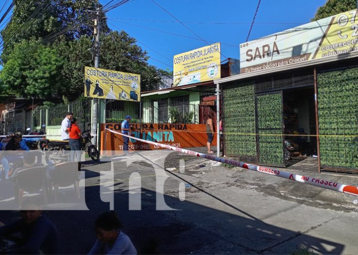 Foto: Devastador incendio en cinco negocios de costura en la Colonia Centroamérica, Managua / TN8