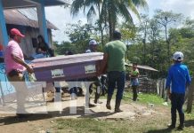 Foto: Investigación por la muerte de un hombre y su hijo en Bocana de Paiwas, Caribe Sur de Nicaragua / TN8