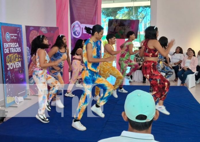 Foto: Trajes urbanos para apoyo a la danza en Managua / TN8