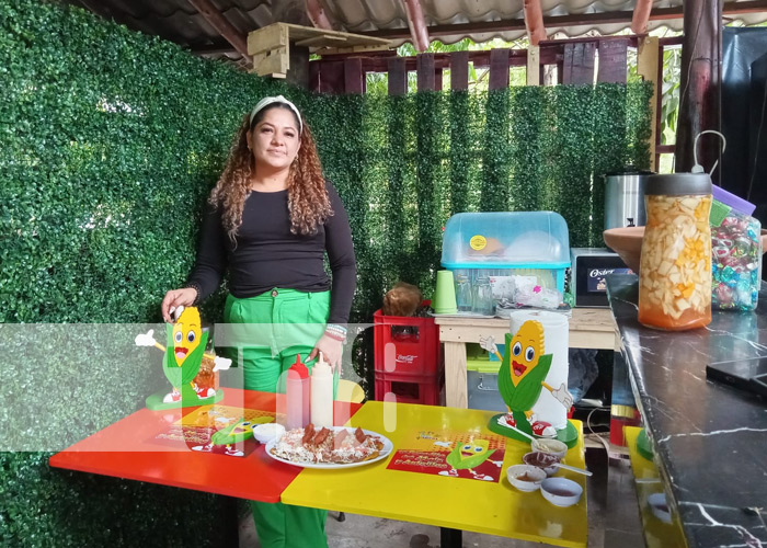 Foto: Pasadita del Maíz y Antojitos, un rincón lindo en el Mercadito Campesino / TN8 