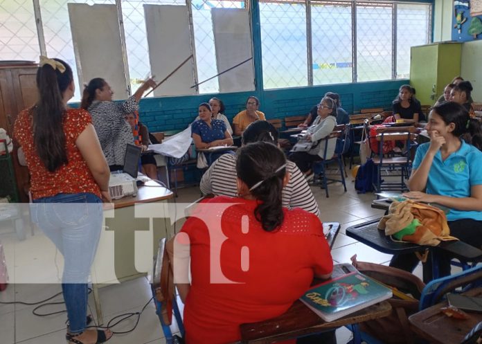 Foto: Capacitación para docentes en Managua / TN8