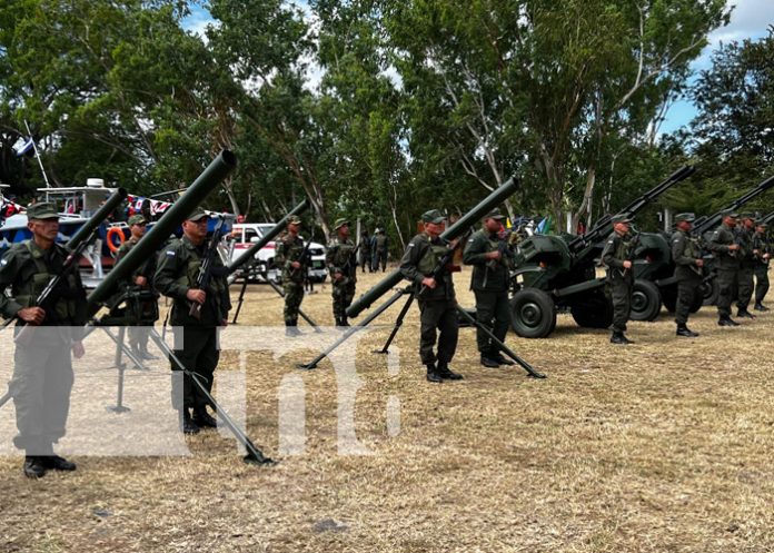 Foto: Entrega de medios al Quinto Comando MIlitar Regional / TN8