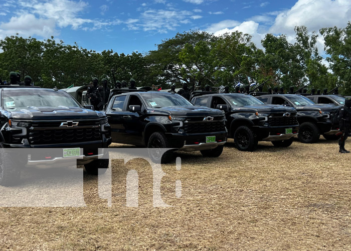 Foto: Entrega de medios al Quinto Comando MIlitar Regional / TN8