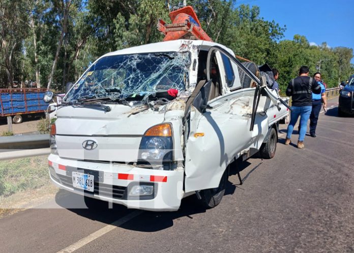 Foto: Accidente con camionero atrapado en Tipitapa / TN8