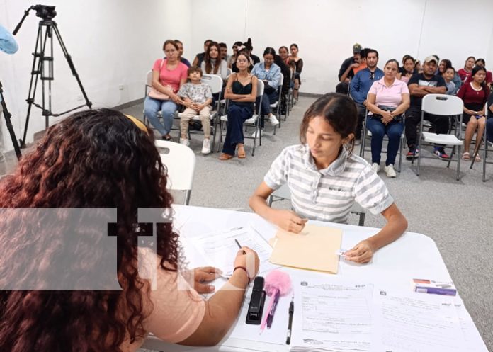 Foto: Cursos gratuitos de cultura en Managua, con guitarra, violín o piano / TN8