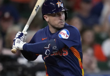 Alex Bregman a Boston